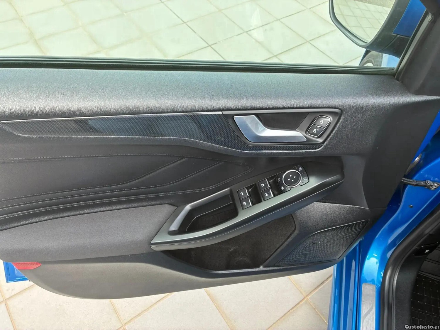 Ford Focus 1.0 EcoBoost Mild-Hybrid ST-Line X — fotografia 18