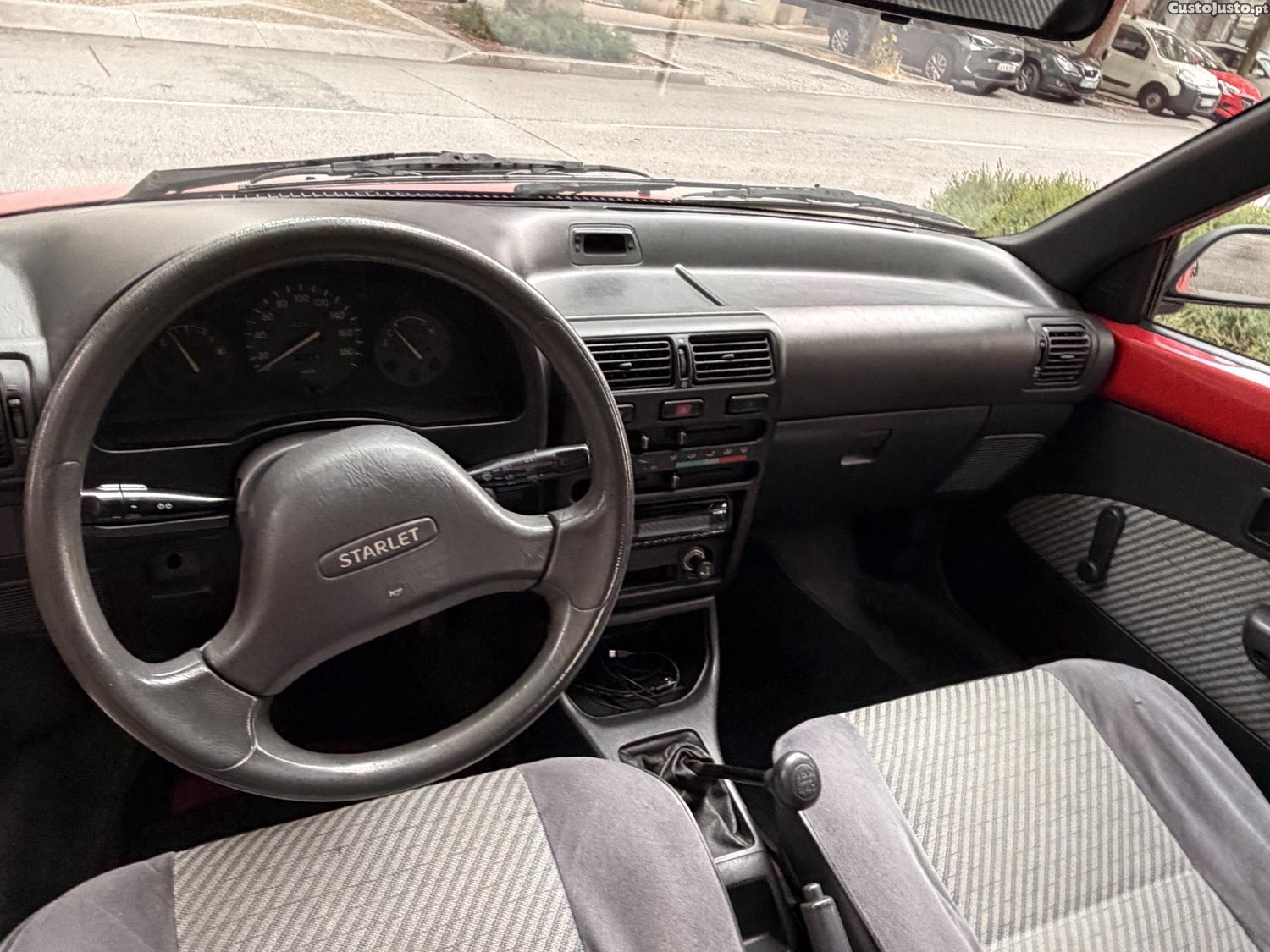 Toyota Starlet 1.5 D — fotografia 2
