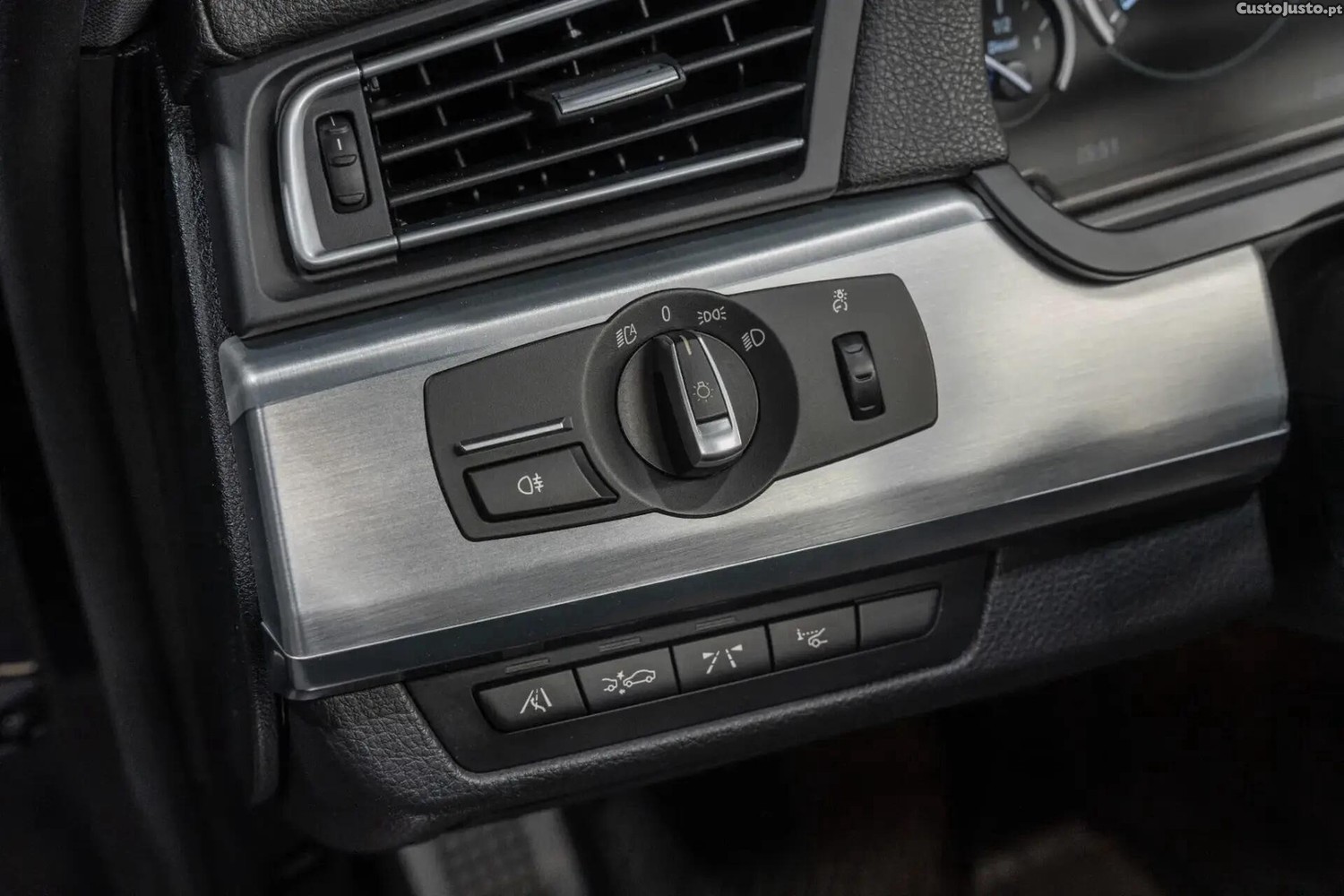 BMW 740 d Pack M — fotografia 6