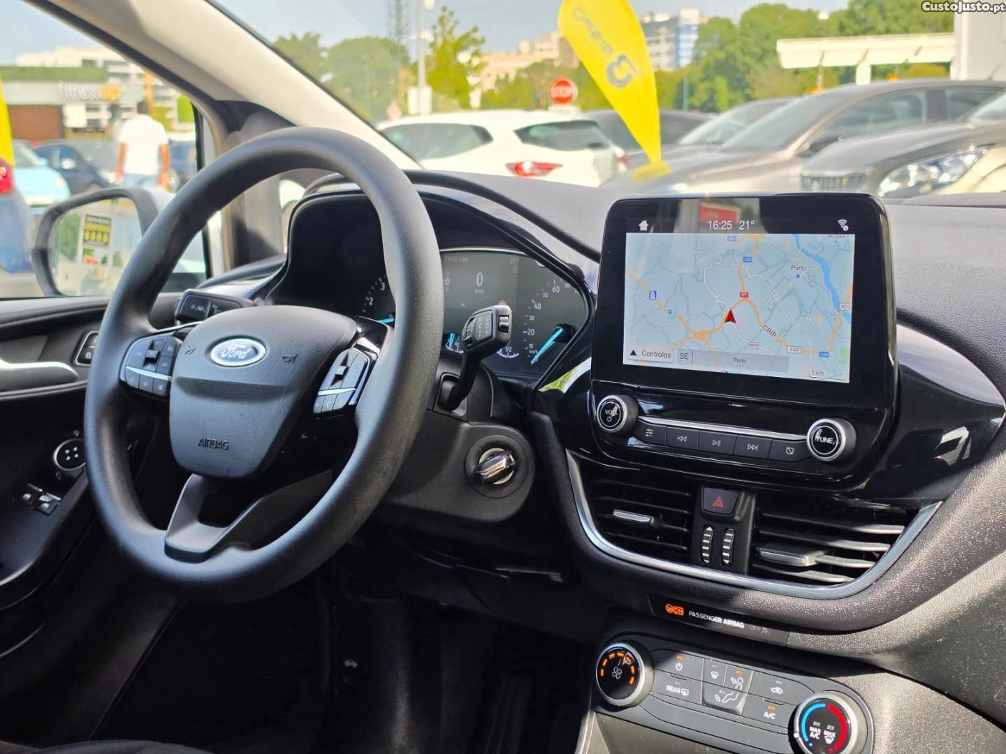 Ford Fiesta 1.0 EcoBoost S&S COOL&CONNECT — fotografia 4