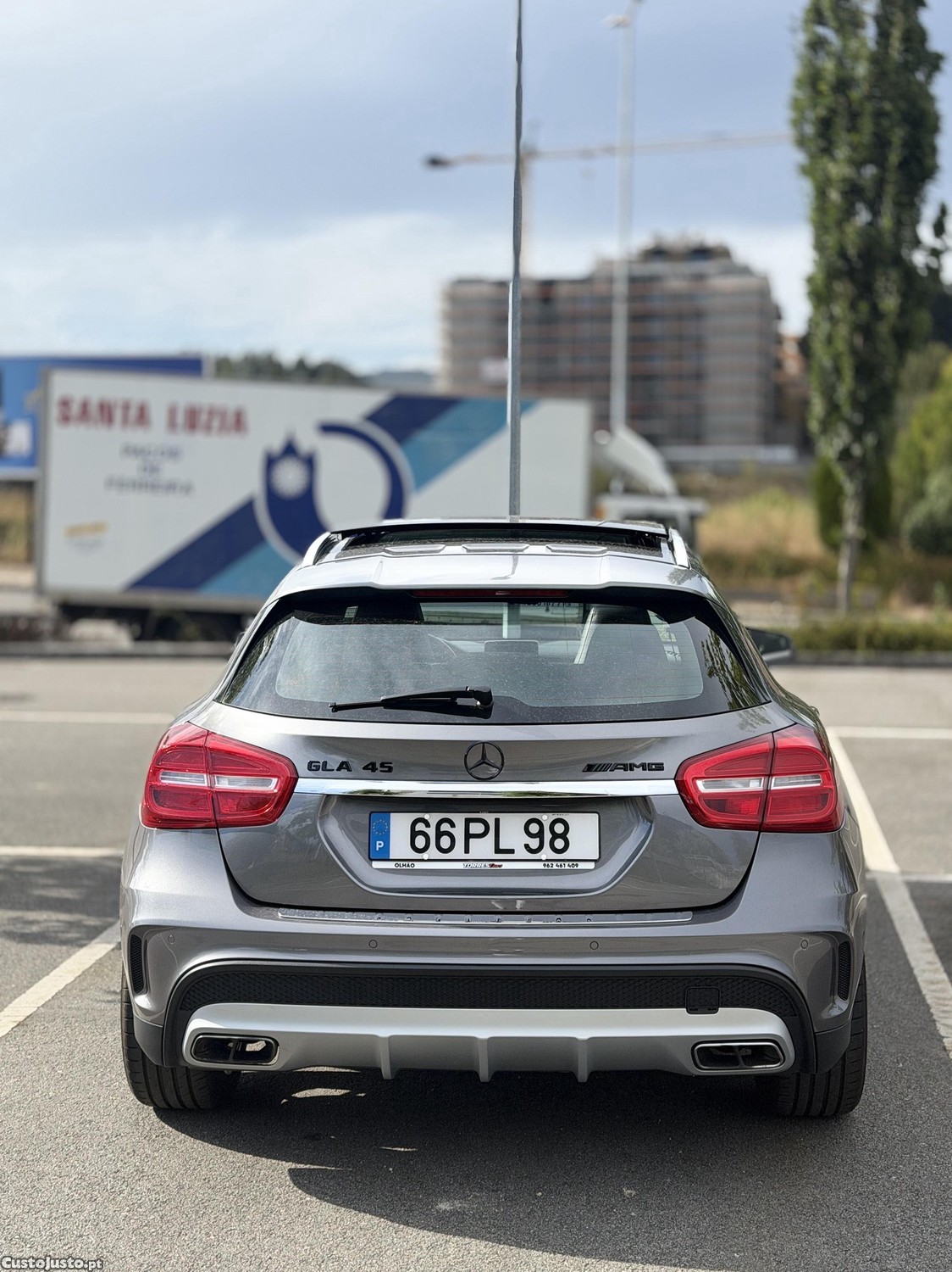 Mercedes-Benz GLA 45 AMG 361cv 4-Matic — fotografia 4