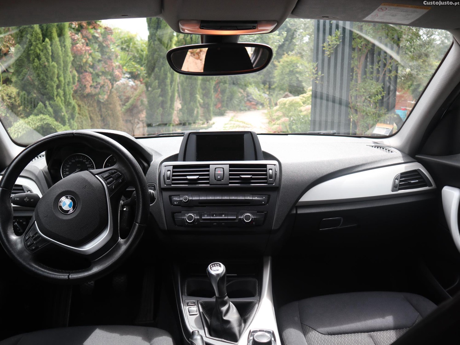 BMW 116 eficient dynamics — photo 3