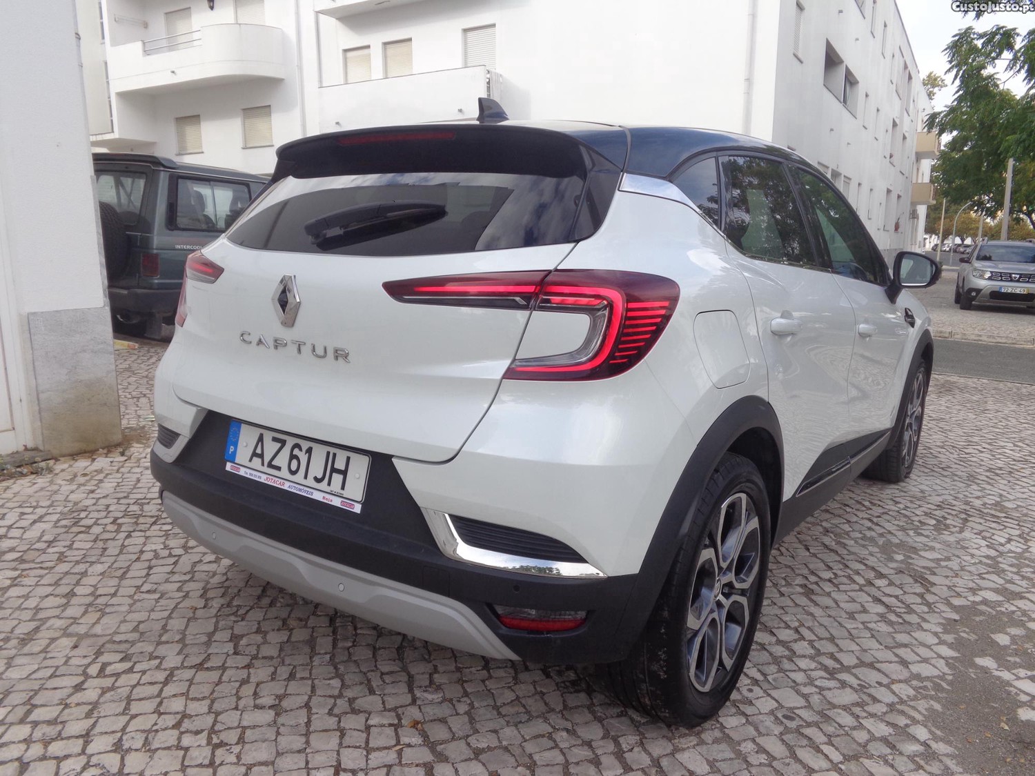Renault Captur 0.9 Tce Techno 5 portas — fotografia 5