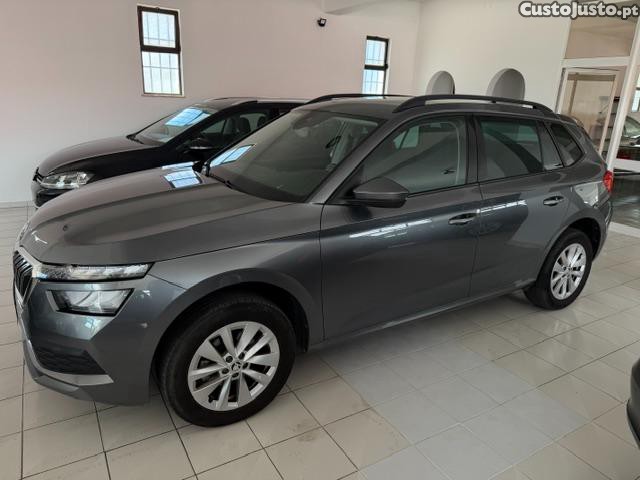 Skoda Kamiq 1.0 TSI DSG — fotografia 16