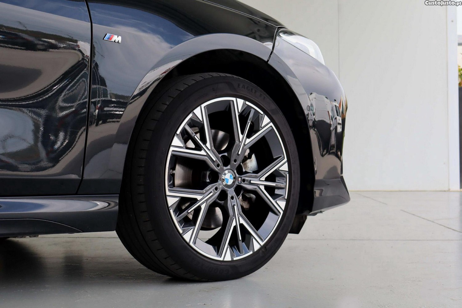 BMW 116 Pack Desportivo M — fotografia 20