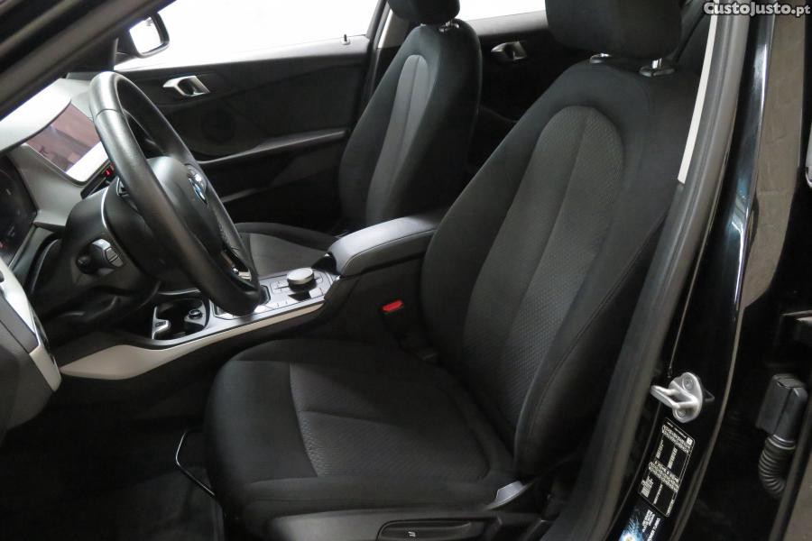 BMW 116 d Advantage — fotografia 19