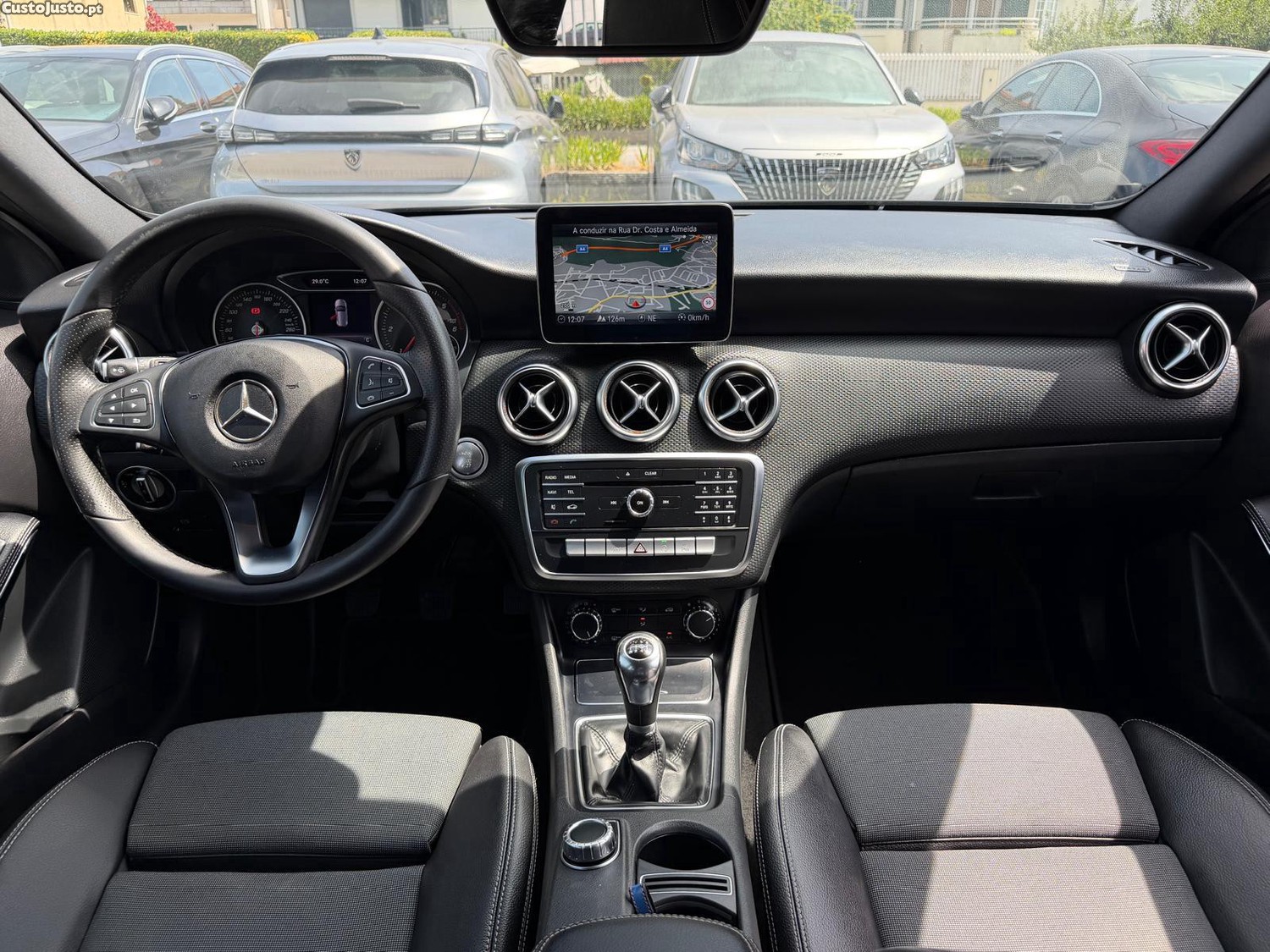 Mercedes-Benz A 180 d AMG Line — fotografia 17