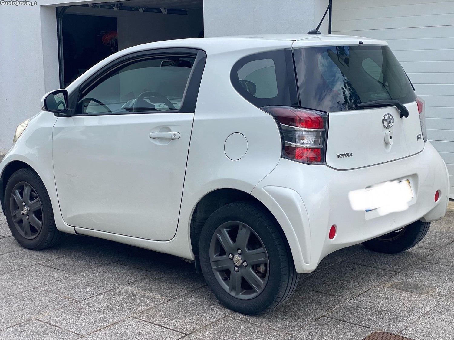 Toyota iQ 1.4D — photo 3