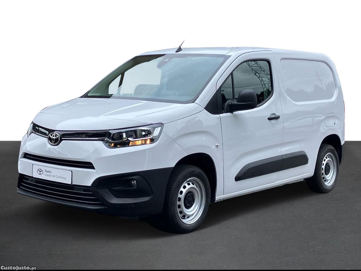 Toyota Proace City 1.5D L1 Exclusive — fotografia 12