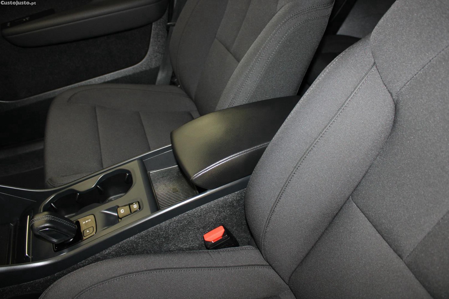 Volvo XC 40 T5 1.5 PHEV INSCRIPTION — fotografia 11