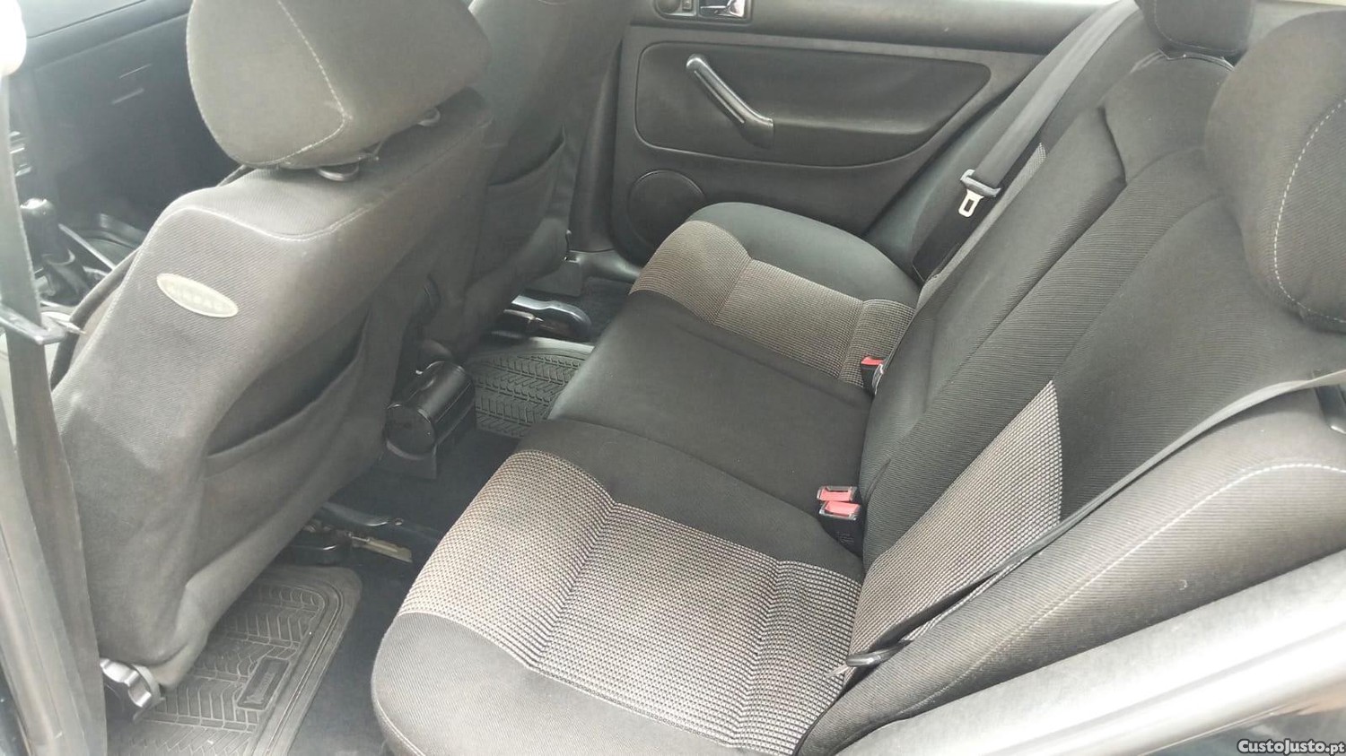 Volkswagen Golf IV 1.9 TDI — fotografia 3