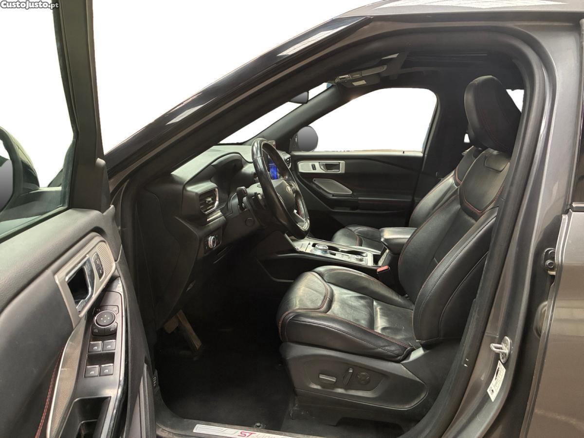 Ford Explorer 3.0 EcoBoost PHEV ST-Line - 21 — photo 3