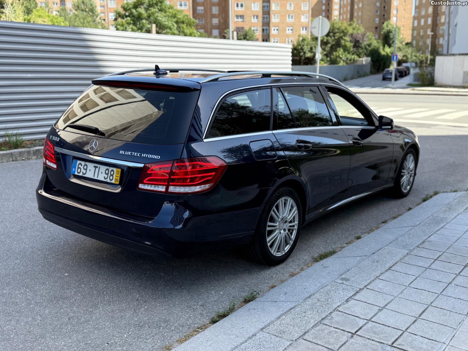Mercedes-Benz E 300 BLUETEC HYBRID — photo 4