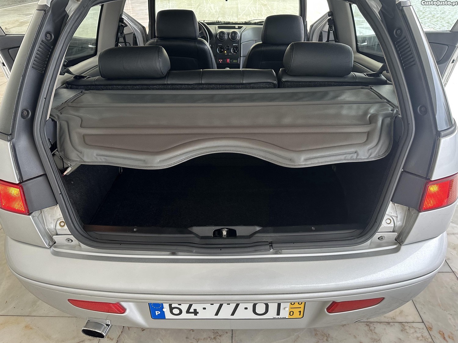 Alfa Romeo 145 1.4 Twin SPARK "Final Edition" — fotografia 3