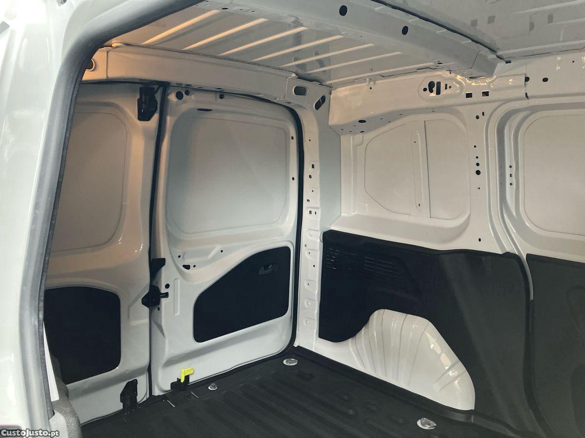 Toyota Proace City 1.5D L1 Exclusive — fotografia 5