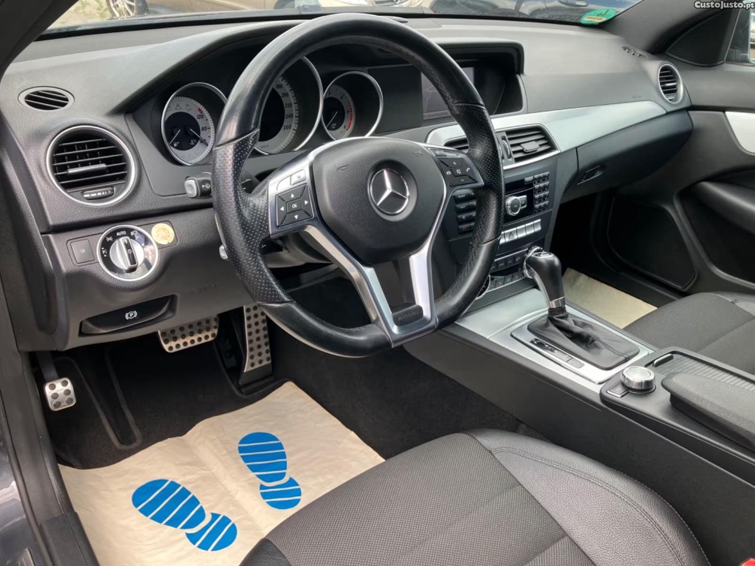 Mercedes-Benz C 250 AMG — photo 4
