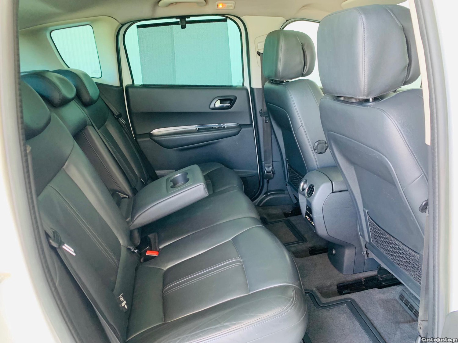 Peugeot 3008 2.0 HDi Allure J18 CVA6 — fotografia 4