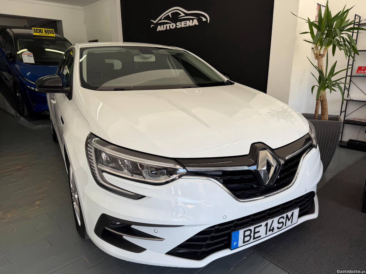 Renault Mégane Sport Tourer1.5 Blue dci Equilibre EDC — fotografia 10