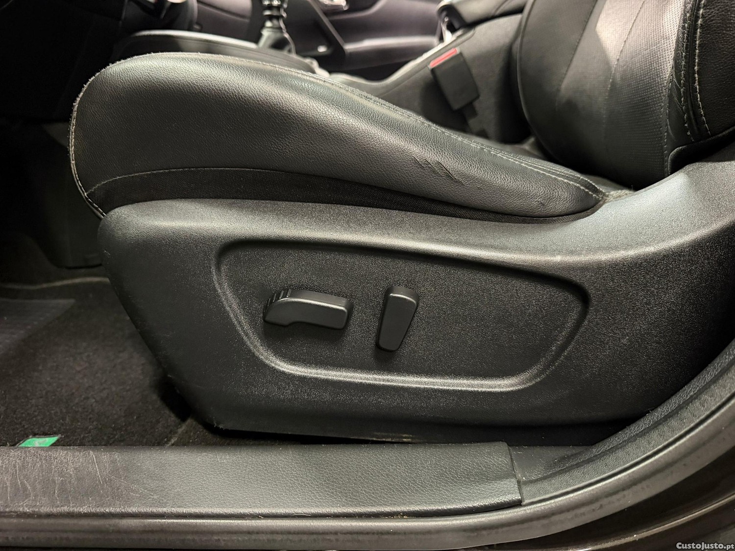 Nissan Qashqai 1.5 dCi Black Edition — fotografia 19