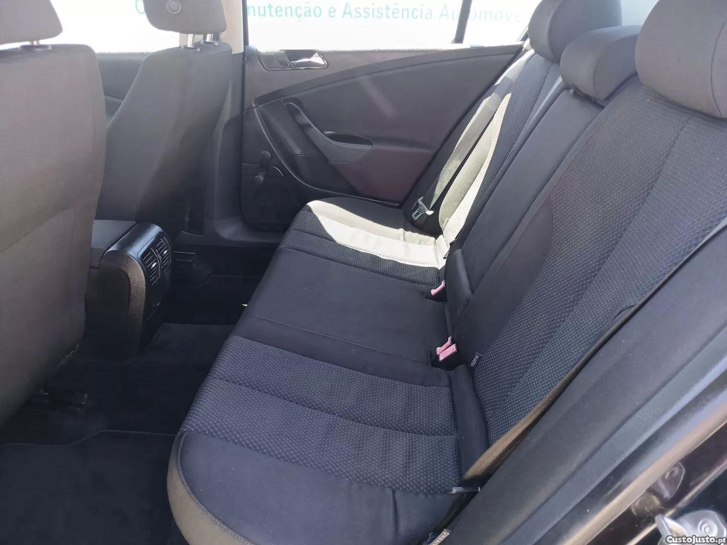 Volkswagen Passat 2.0 tdi trendline — fotografia 9
