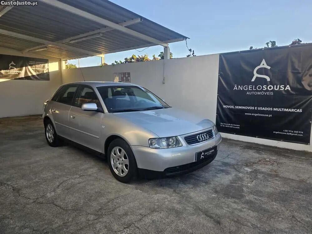 Audi A3 1.6 Ambiente Tip. - 01 foto 3