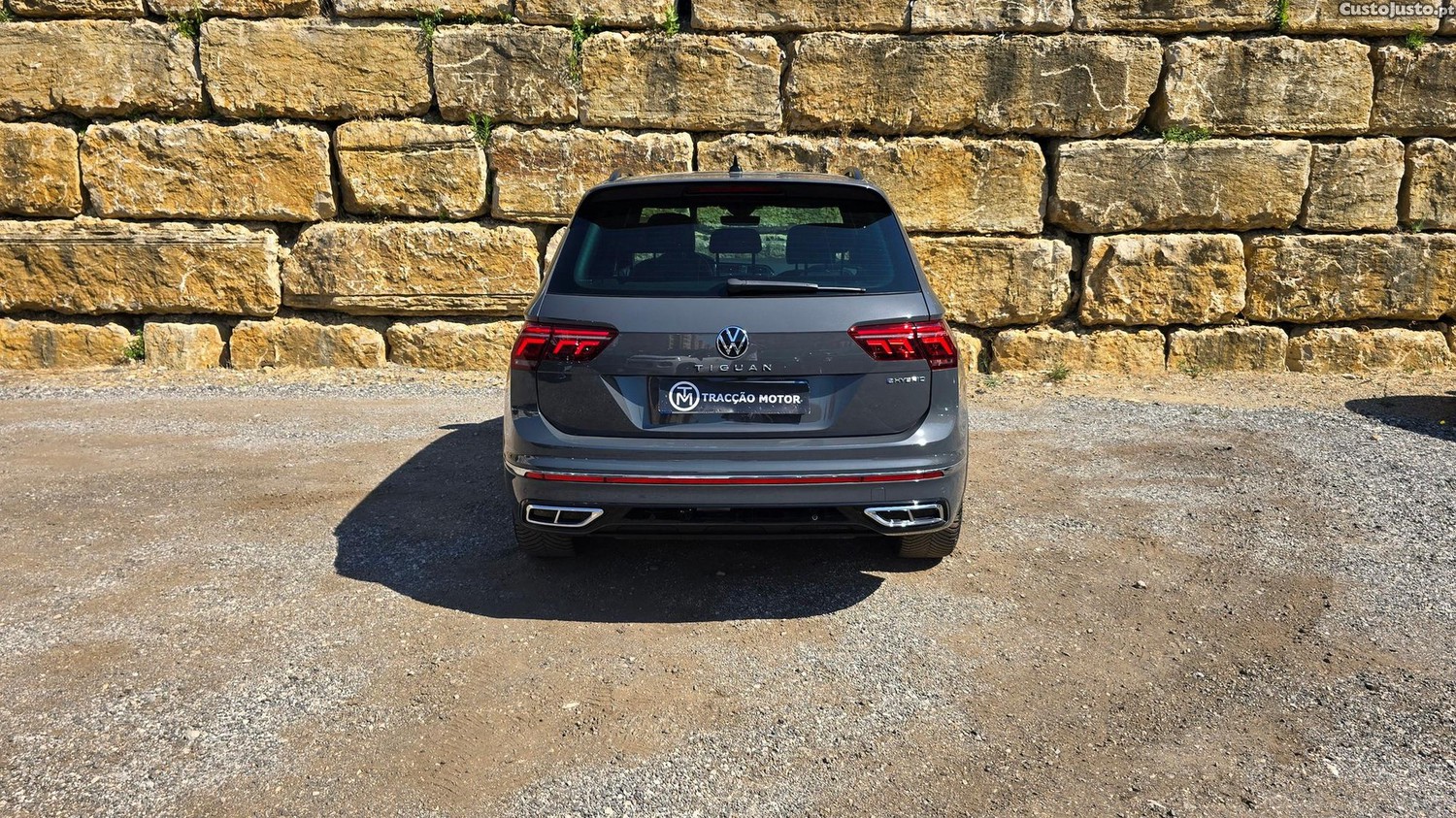 Volkswagen Tiguan 1.4 TSI eHybrid R-Line DSG — fotografia 25