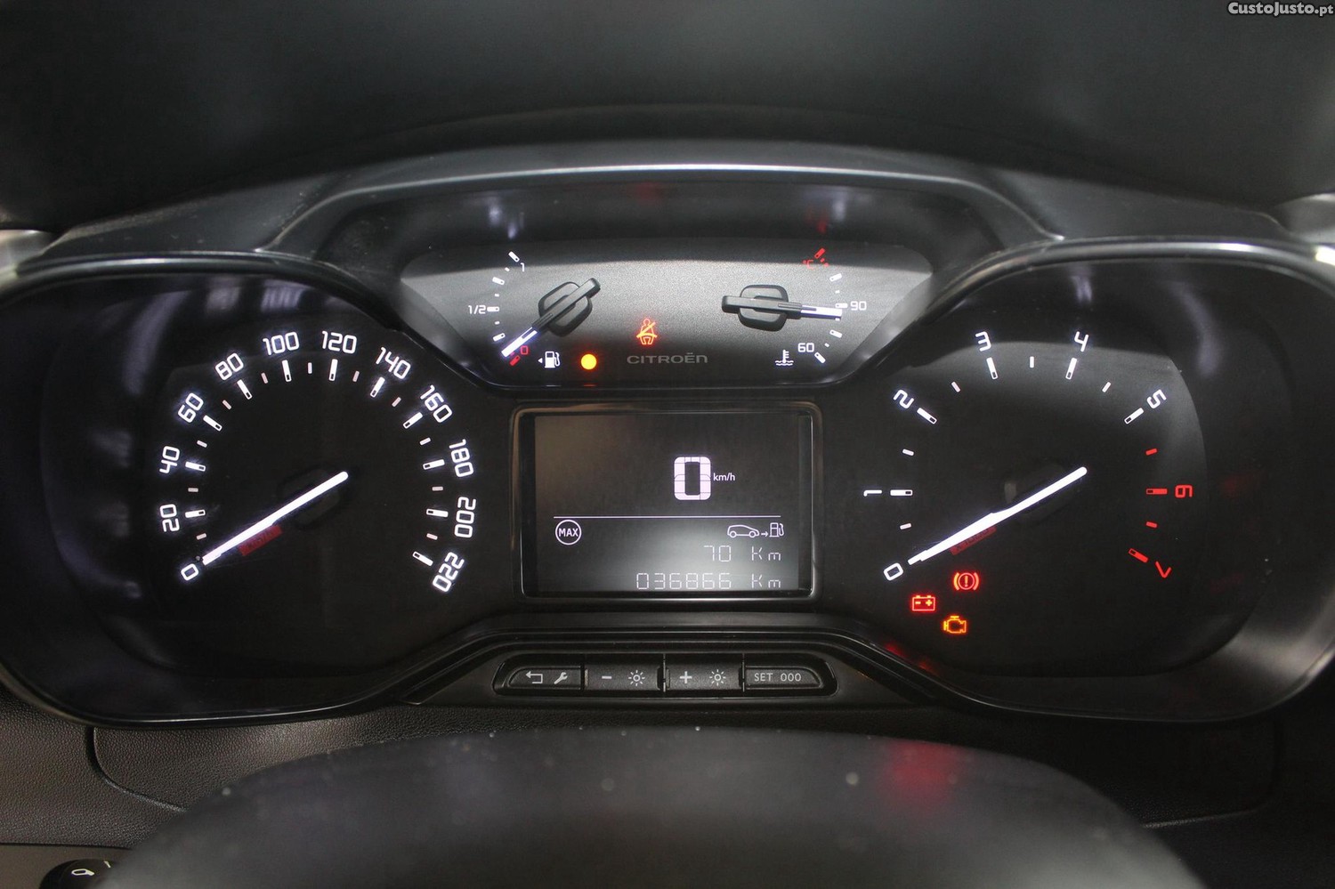 Citroën C3 1.2 PureTech Plus — fotografia 3