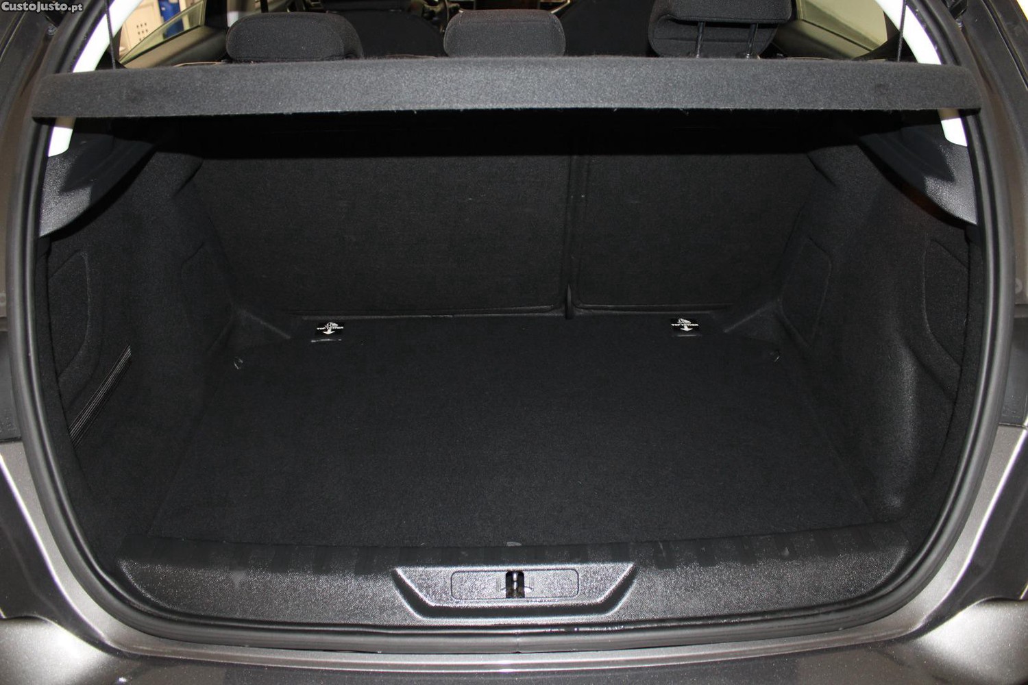 Peugeot 308 1.2 THP 110 — fotografia 6