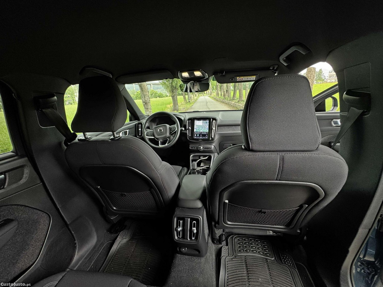 Volvo XC 40 Recharge Twin Plus — fotografia 3
