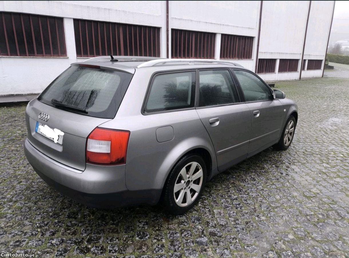 Audi A4 1.9 TDI Sport Quattro PD 130 — fotografia 6