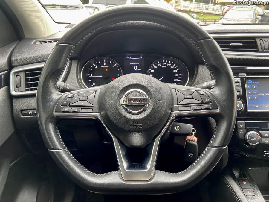 Nissan Qashqai 1.5 dCi N-Connecta — fotografia 7