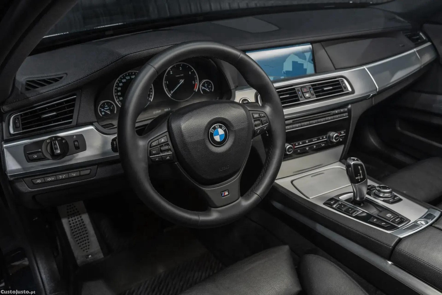 BMW 740 d Pack M — fotografia 4