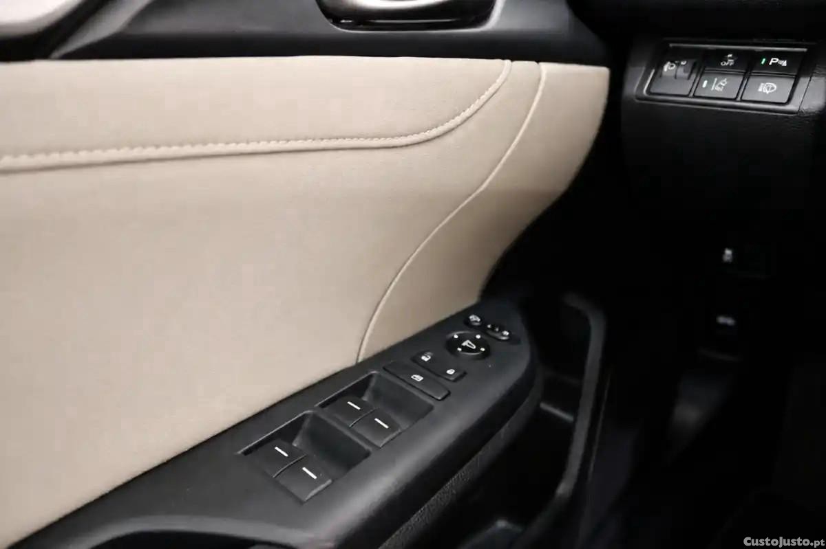 Honda Civic 1.0 i-VTEC Executive Premium CVT — fotografia 9