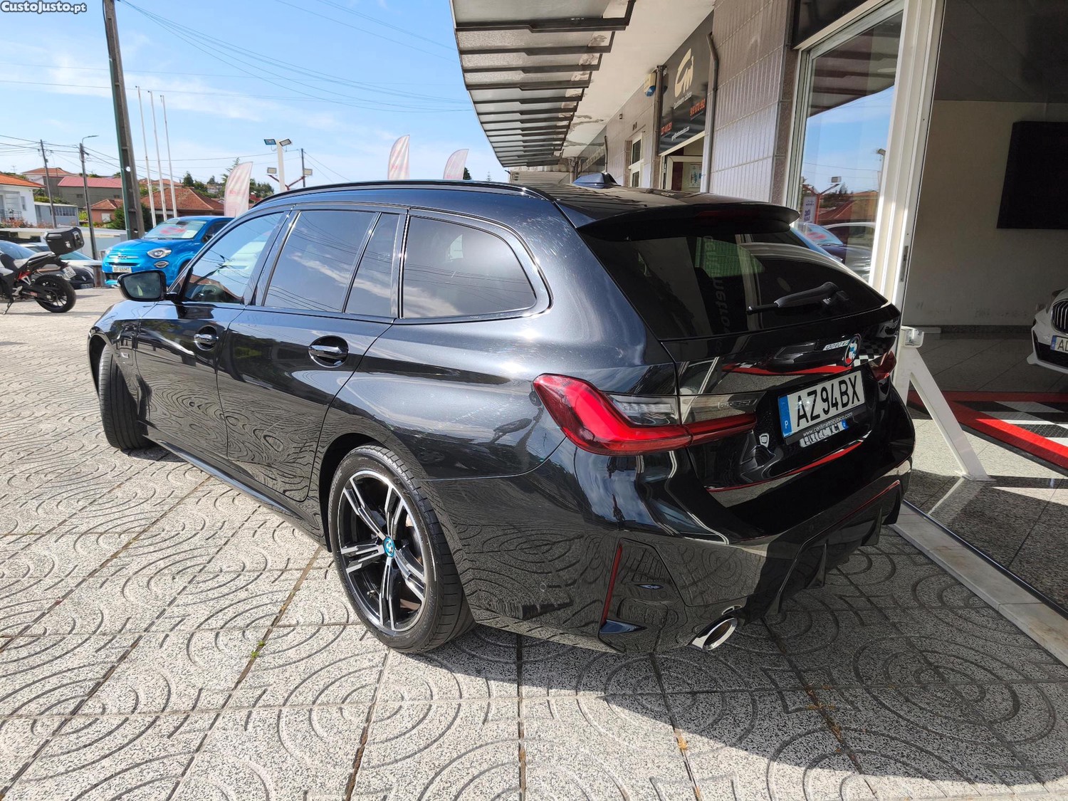BMW 320 e Touring Pack M PHEV Nacional — fotografia 22
