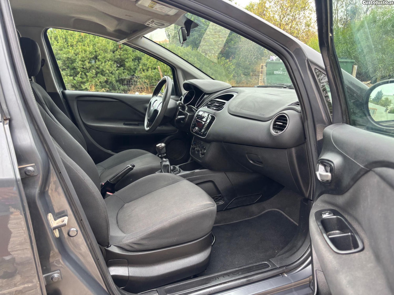 Fiat Grande Punto 1.2 Lounge S&S — fotografia 4
