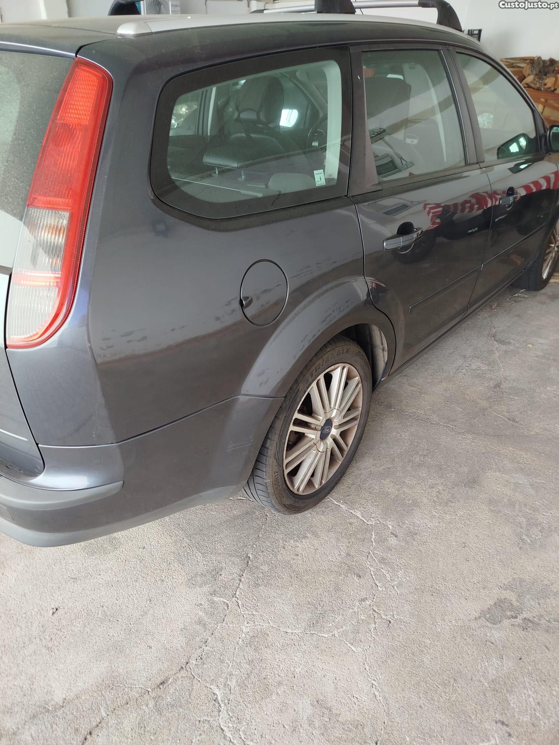 Ford Focus Titanium — fotografia 4