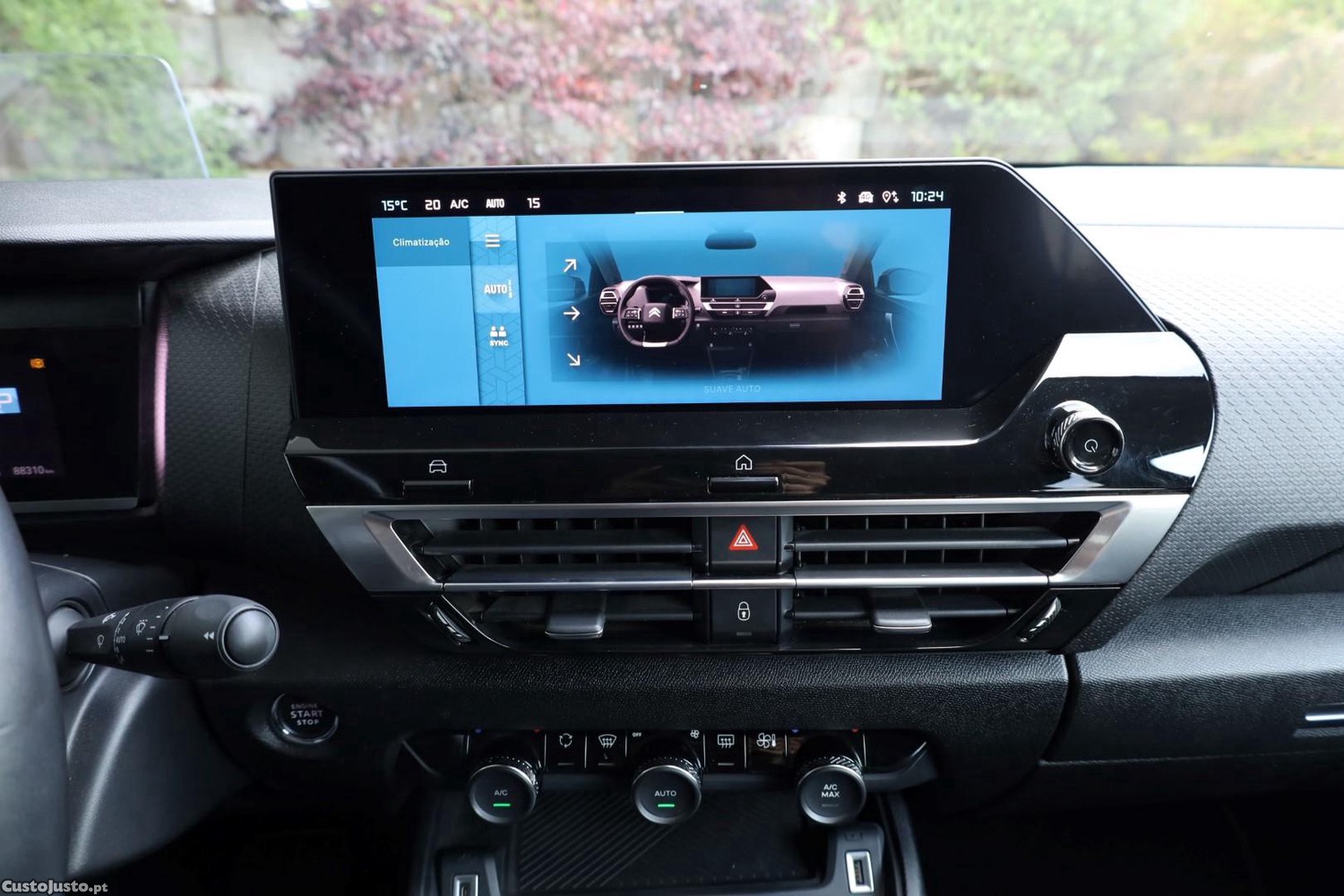 Citroën C4 X 1.2 PureTech Shine EAT8 — fotografia 9