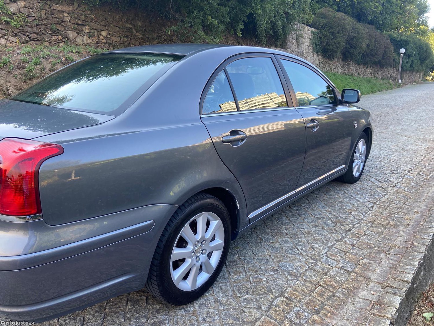 Toyota Avensis 2.0 D4D Nacional — fotografia 10