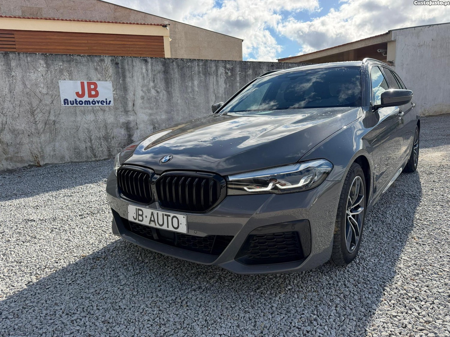 BMW 530 e Pack Desportivo M — fotografia 15