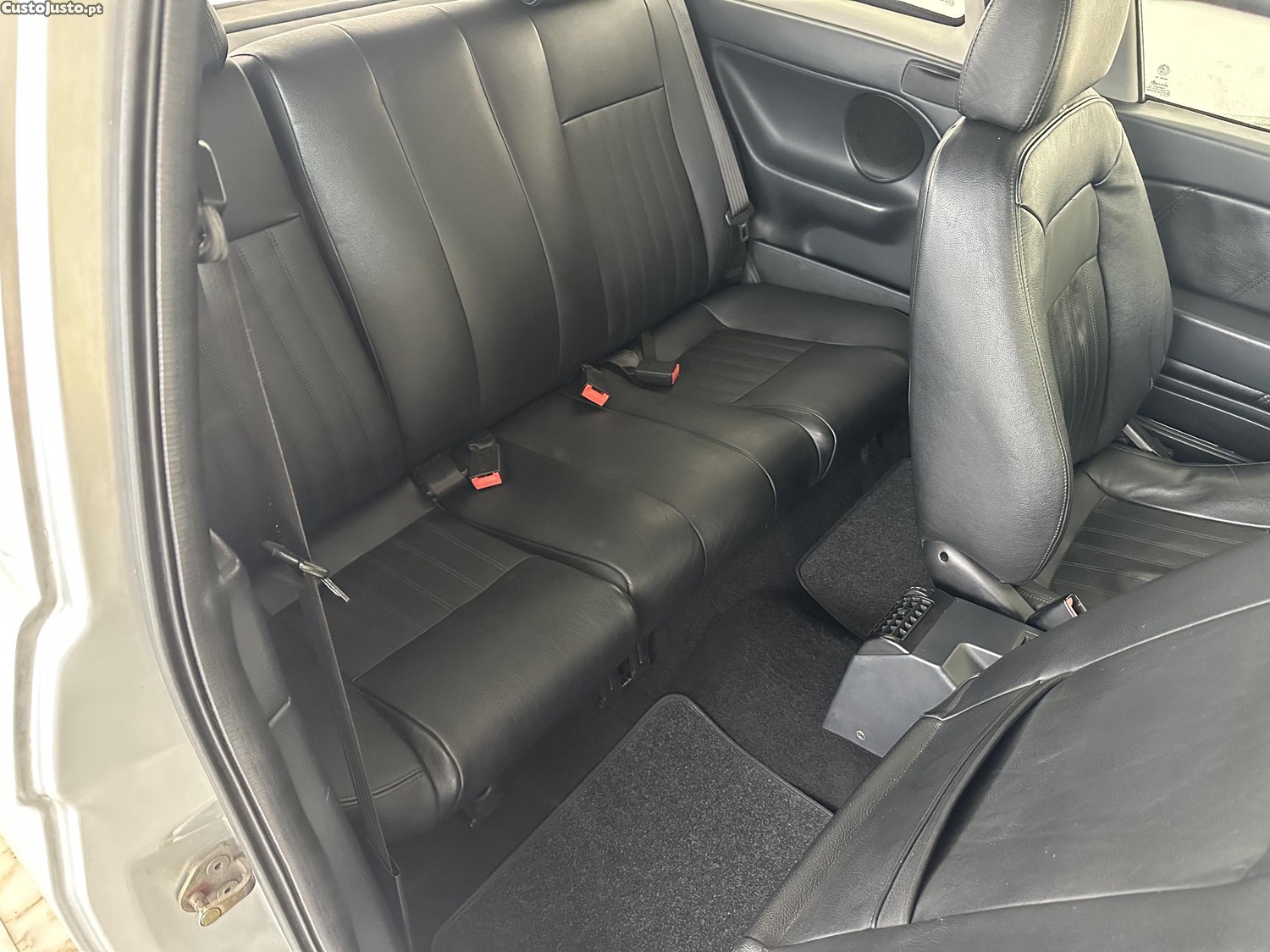 Alfa Romeo 145 1.4 Twin SPARK "Final Edition" — fotografia 5