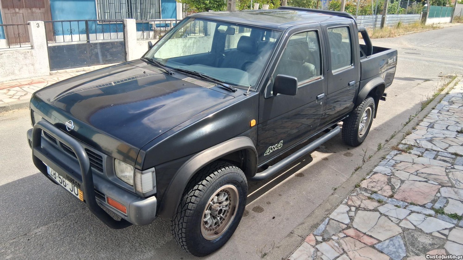 Nissan Pick Up Fores lll — fotografia 2