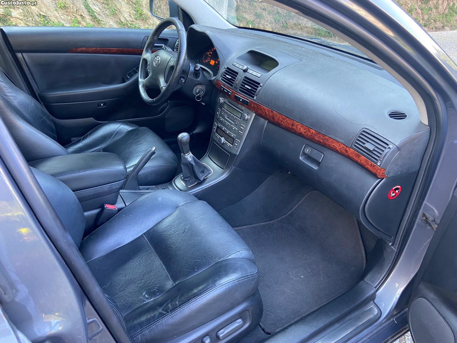 Toyota Avensis 2.0 D4D Nacional — fotografia 3