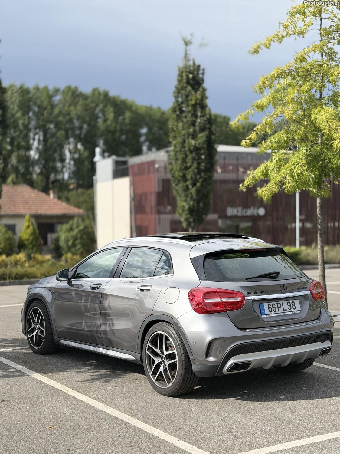 Mercedes-Benz GLA 45 AMG 361cv 4-Matic — fotografia 5