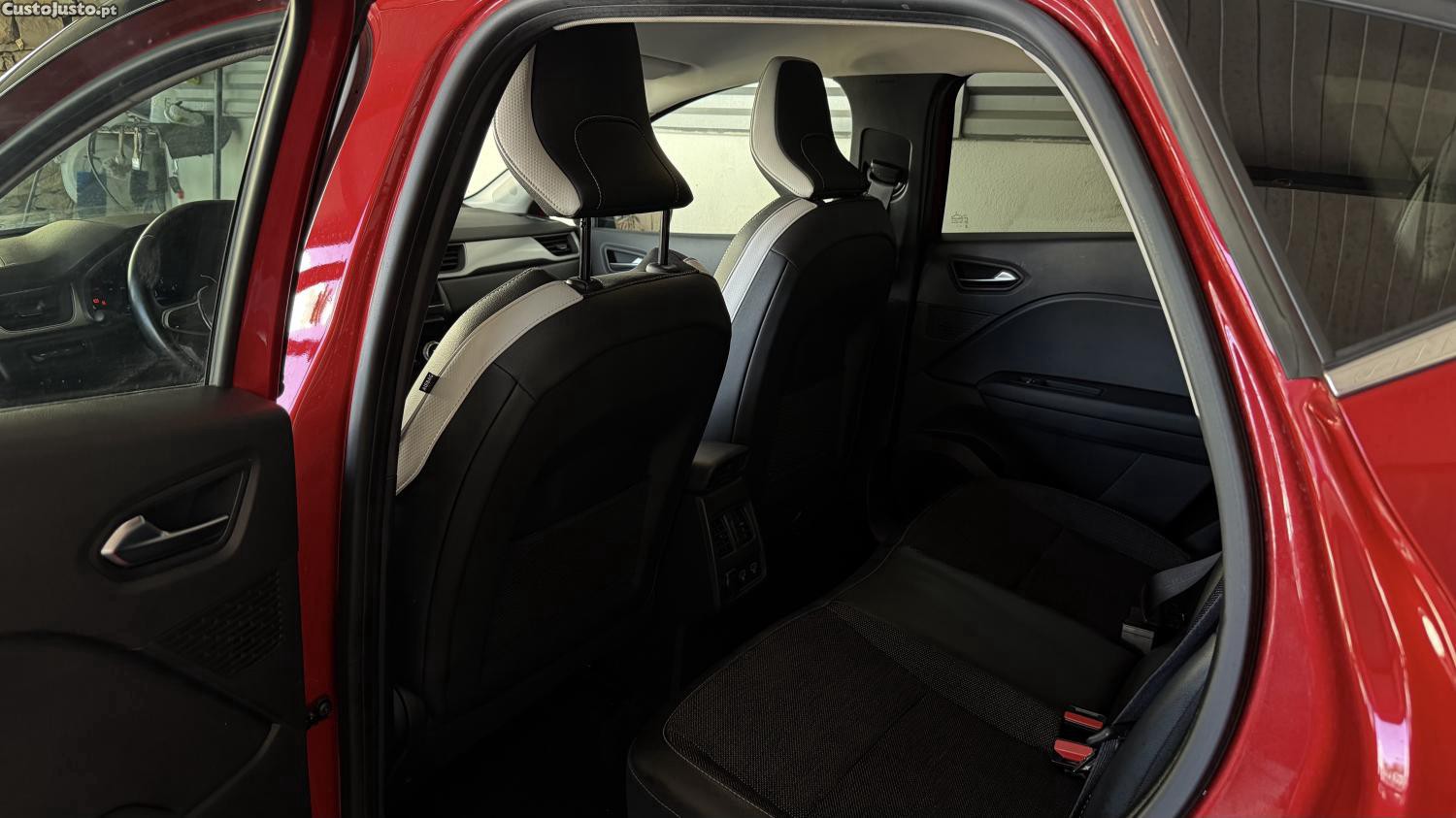 Renault Captur 1.0 TCe Evolution — fotografia 8