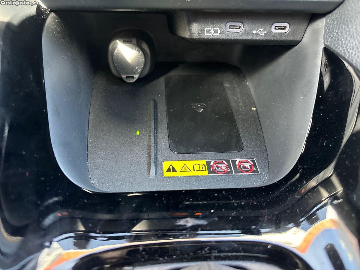 Toyota Yaris 1.5 HDF Premier Edition — fotografia 10