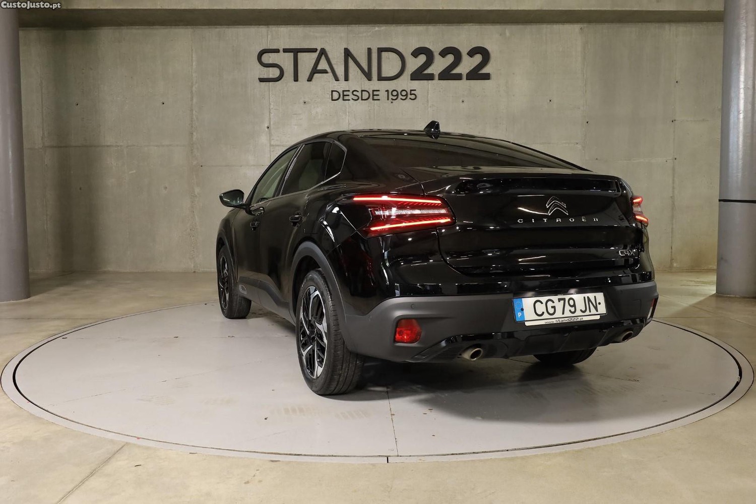 Citroën C4 X 1.2 PureTech Shine EAT8 — fotografia 18