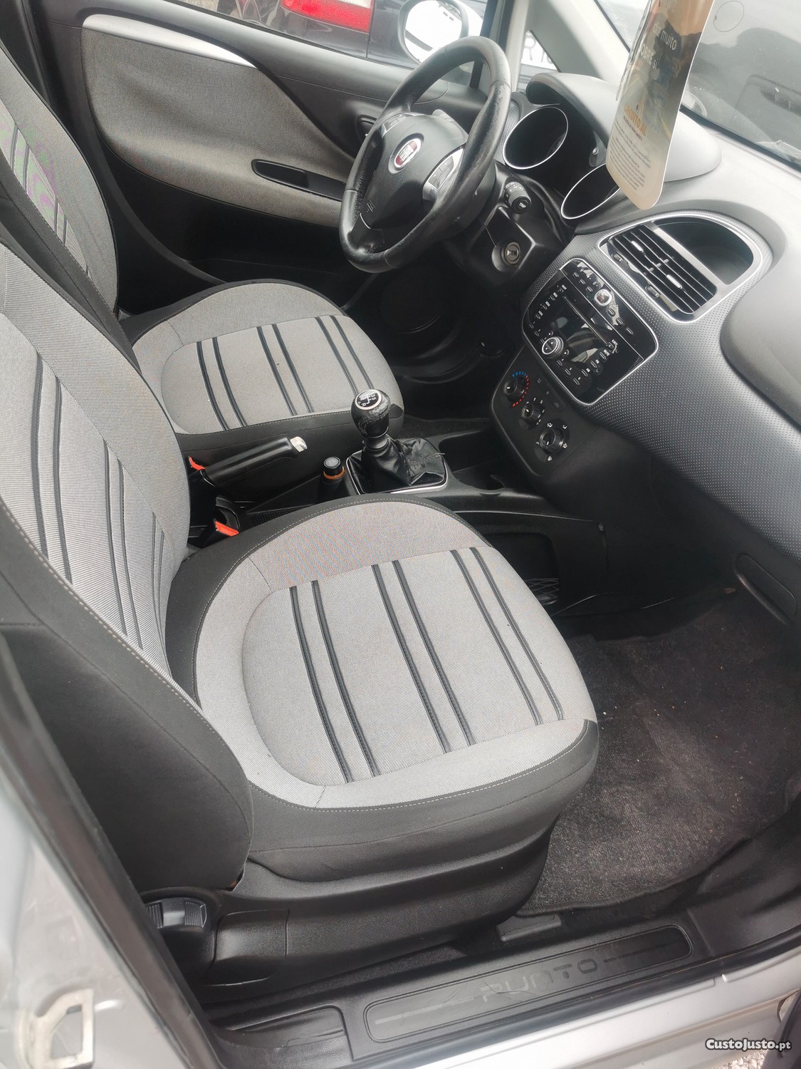 Fiat Grande Punto 1.1 C/AC — fotografia 3