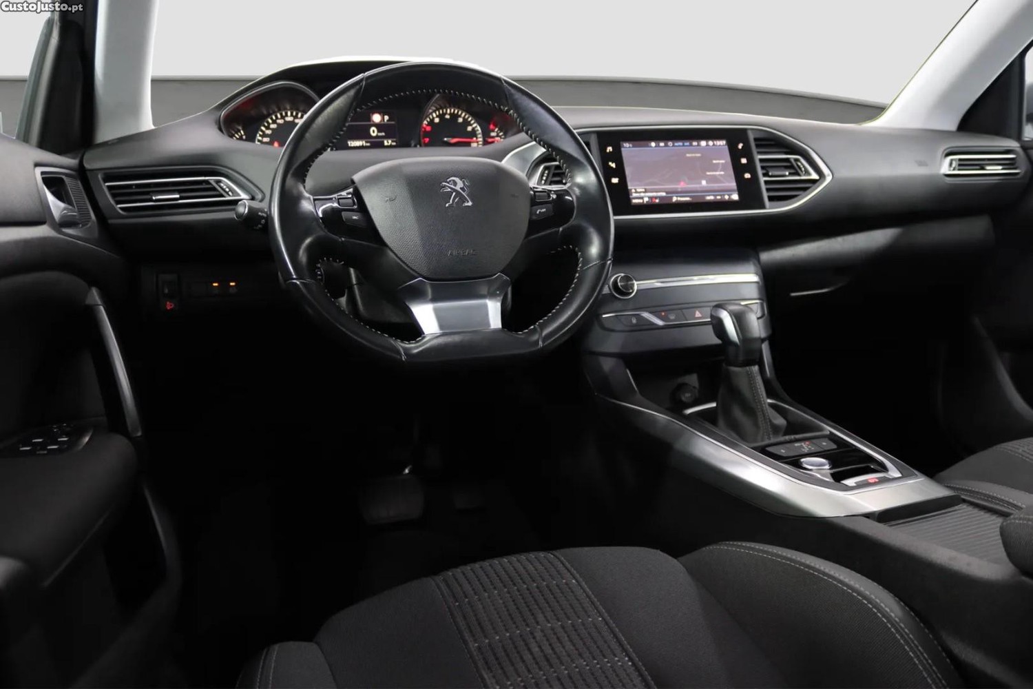 Peugeot 308 1.2 PureTech Allure EAT6 — fotografia 12