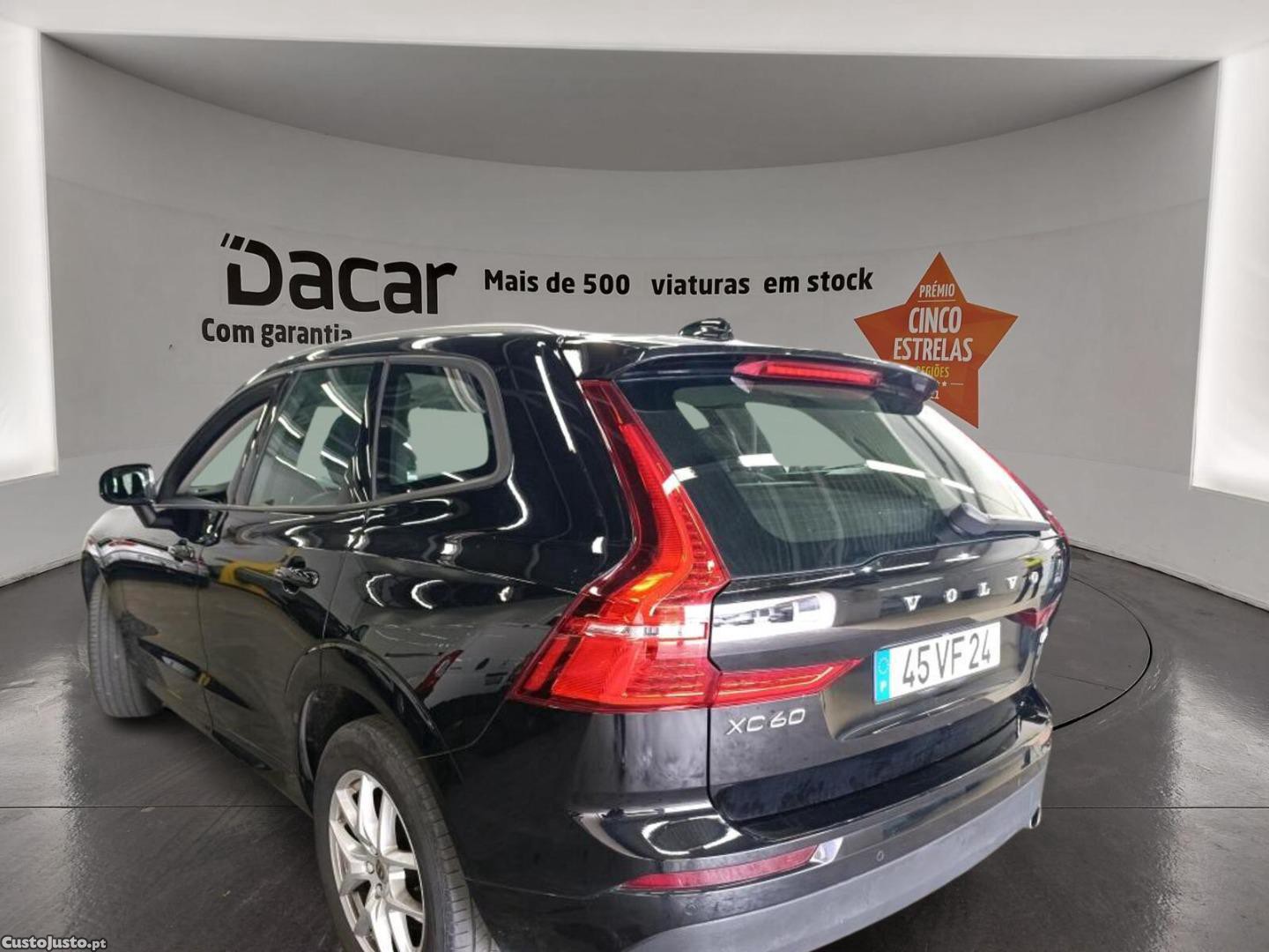 Volvo XC60 D3 MOMENTUM - 18 — photo 2