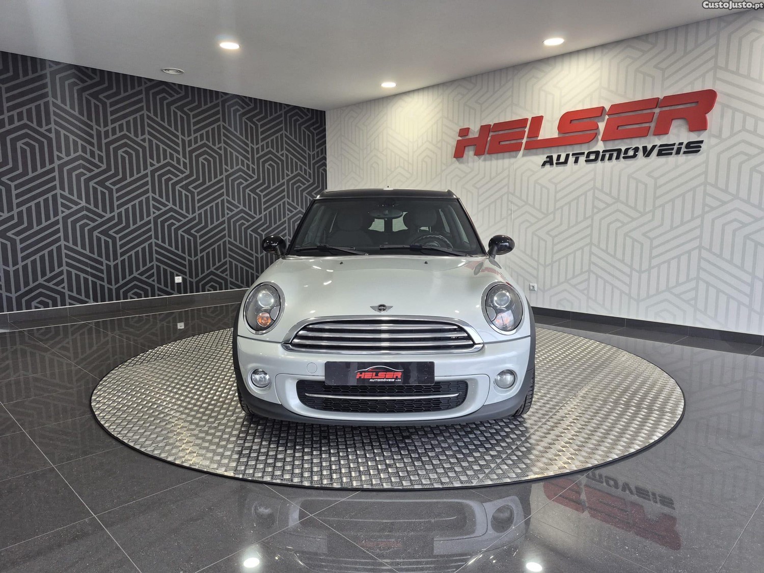 MINI Clubman Cooper D — fotografia 11